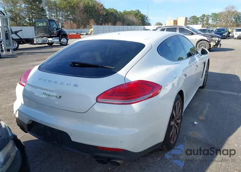 2015 Porsche Panamera E-Hybrid S z USA, uszkodzony, nr VIN WP0AD2A77FL041457